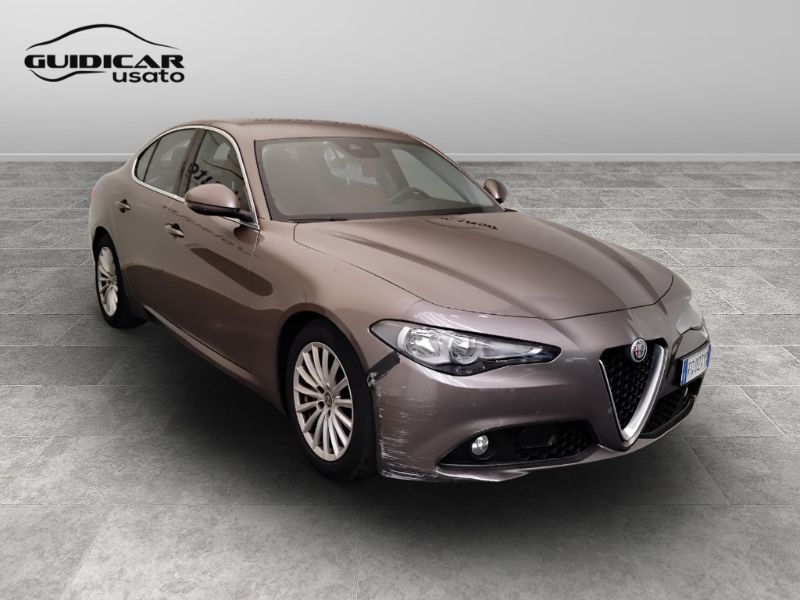 GuidiCar - ALFA ROMEO Giulia 2016 2016 Giulia 2.2 t Super 180cv Usato